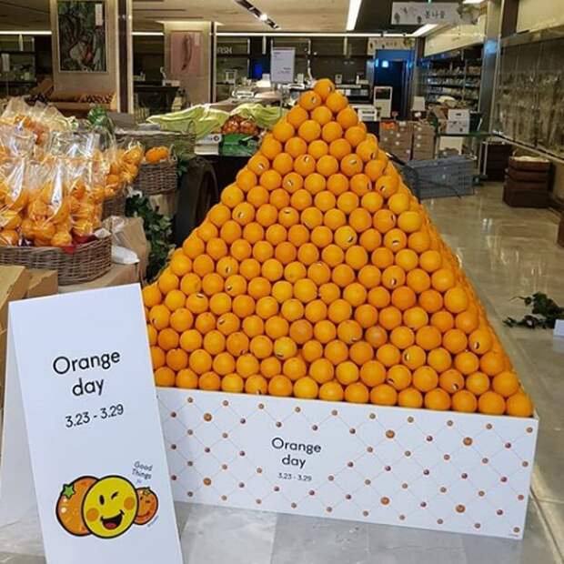 гора апельсинов