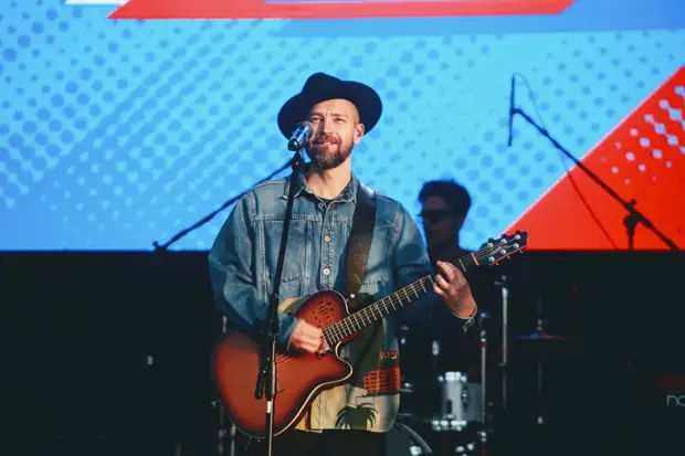 Как в Барнауле прошел патриотический концерт «Zа Россию»