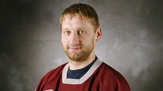 В Америке легенду российского хоккея довели до бешенства: во всем был виноват канадский хулиган Сисарелли