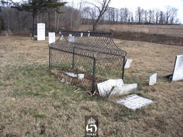 mortsafe08