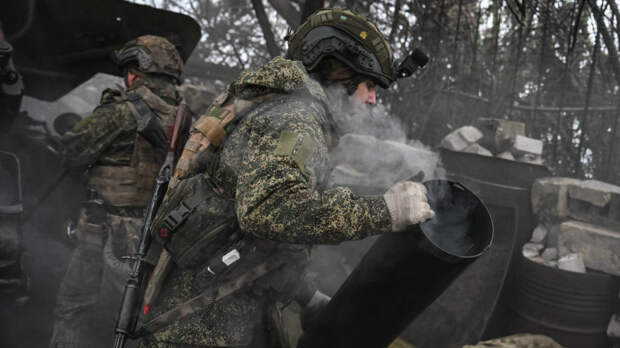 Разнесли пункт управления дронами ВСУ залпом из пушки «Гиацинт-Б». Лучшее видео из зоны СВО