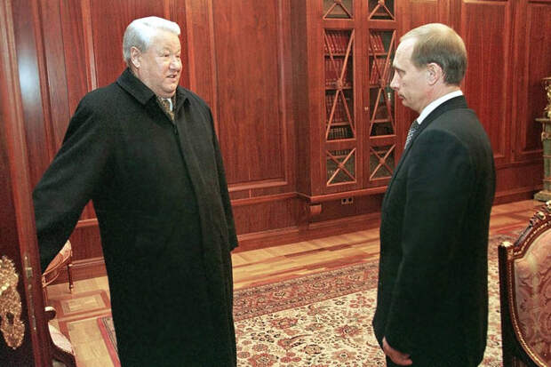 Yeltsin-Purin-Out