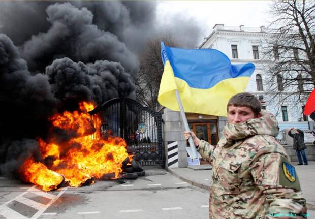 Бойцы добровольческого батальона «Айдар» снова организовали у стен Министерства обороны Украины акцию протеста против расформирования подразделения.