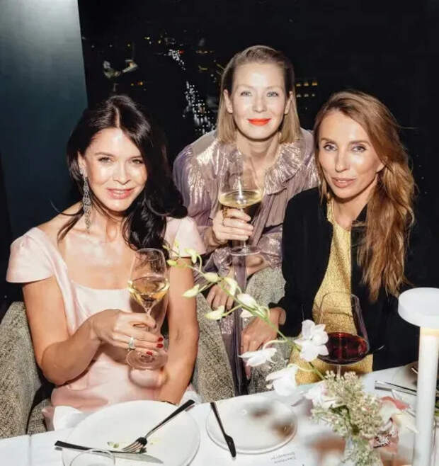 Нина Галицкая, Вика Газинская и Светлана Бондарчук