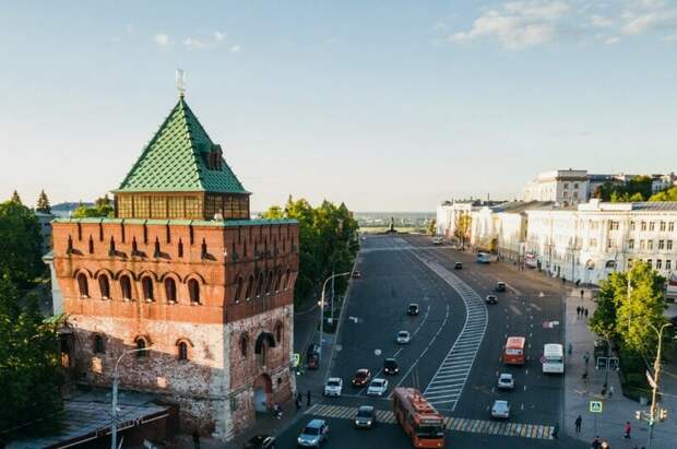 В Нижнем Новгороде готовят праздничную иллюминацию к встрече глав дипломатических ведомств стран БРИКС