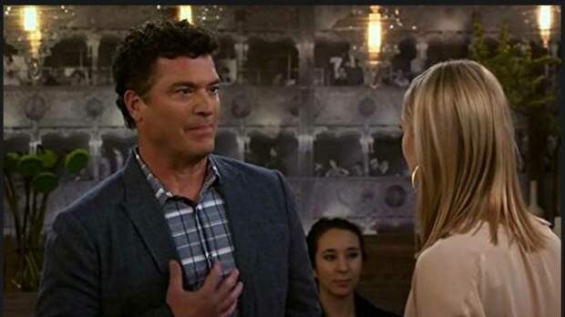 Скончался актер из сериала "Друзья" Пэт Финн