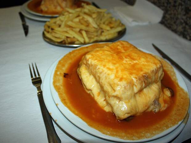 franchesinha-dish-from-portugal-1