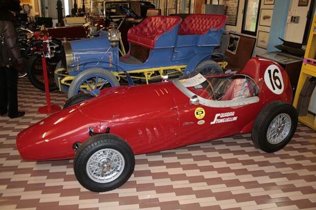 Коллекция автомобилей сыровара Панини﻿ (20 фото)