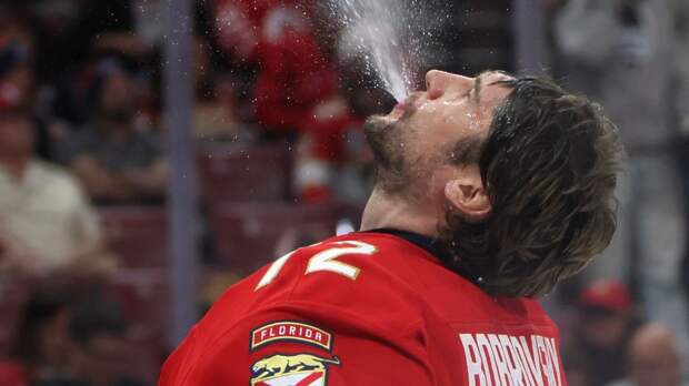 Бобровский после матча с «Вашингтоном» вышел на чистое 8-е место по победам в НХЛ