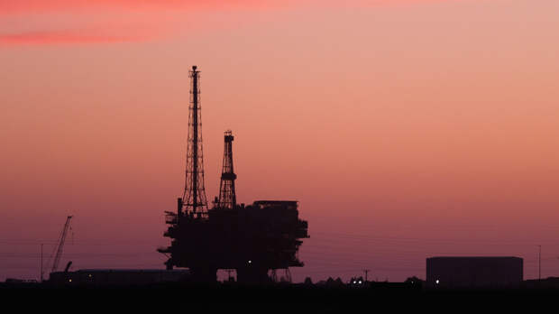 Цена нефти Brent достигла $112 за баррель впервые с 9 марта 2025 года