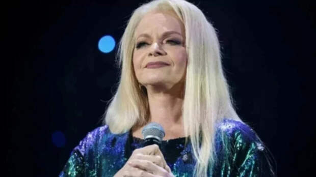 Украинские мошенники продают запись обмана Ларисы Долиной