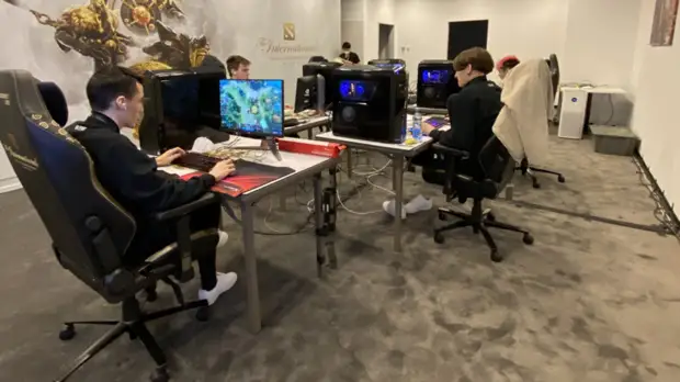 Team Spirit стали первой российской командой по Dota 2, вошедшей в топ-4 The International