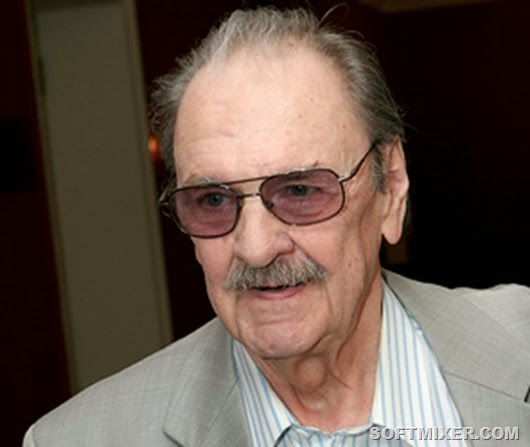 Юрий Яковлев