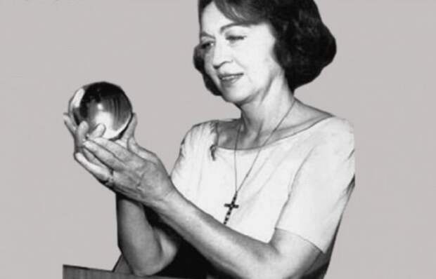 Сбывающиеся пророчества американской Ванги - Джин Диксон. Покушение на Трампа