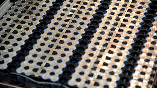 Литий-ионный конденсатор с рекордным сроком службы создали российские и казахстанские инженеры