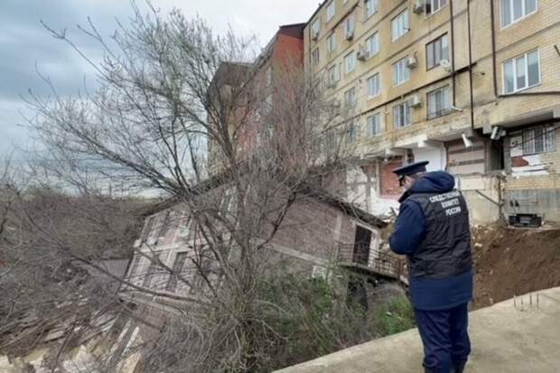 Обрушение дома из-за ливней в Дагестане стало уголовным делом