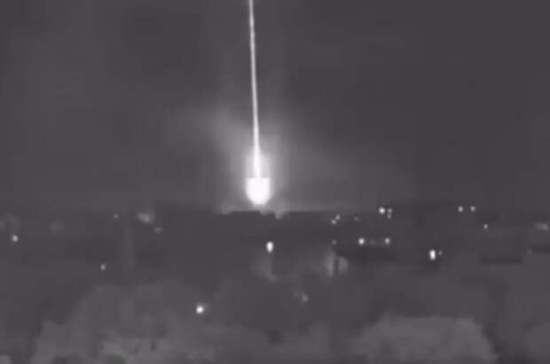 Элита ВСУ и тайные заводы стали пеплом: столбы огня пронеслись по Полтаве