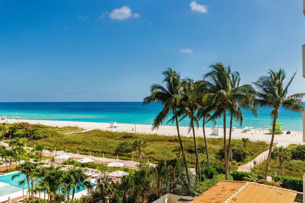 «Отели не идут навстречу»: застрявшая на Мальдивах русская туристка рассказала о скачке цен