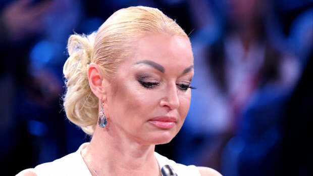 «Могла остаться без части ноги»: Анастасия Волочкова перенесла экстренную операцию