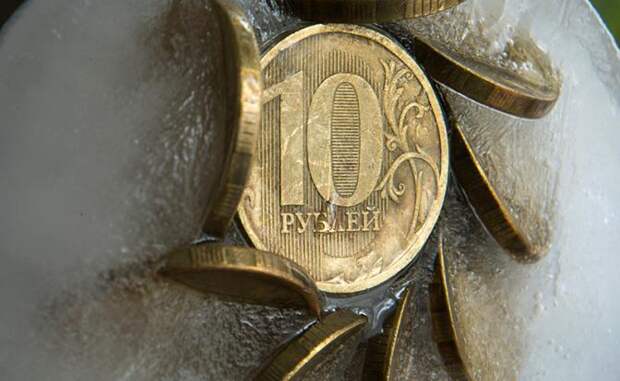 С блокировкой счетов надо что-то делать: КПРФ предложила свой вариант — двое суток, не больше