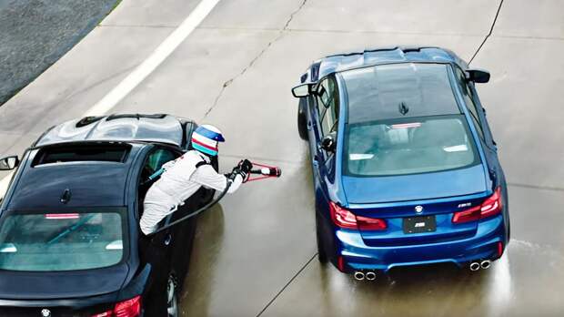 Новая BMW M5 показала рекордный дрифт с дозаправкой на ходу