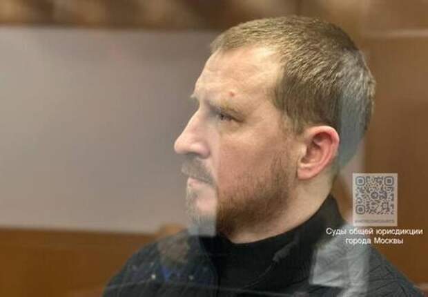 Бриллиант в два карата, кольцо с сапфиром за 13 миллионов и какие ещё драгоценности нашли у экс-мэра Сочи Копайгородского, который сейчас под стражей