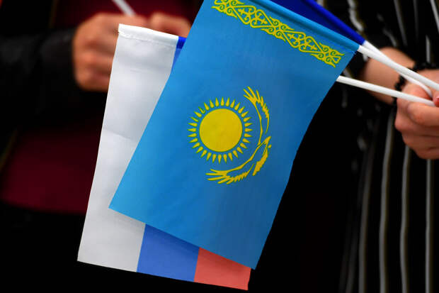 Жумангарин: Казахстан не поддерживает санкции США и ЕС, но будет их соблюдать