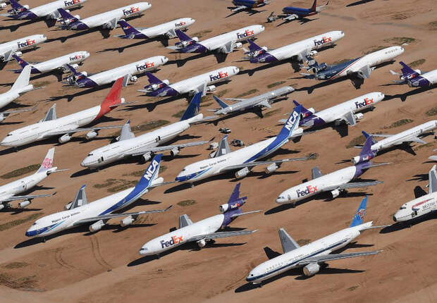 Самолеты на приколе