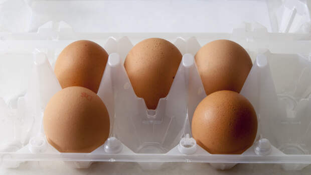 Это маркетинговый ход, и вполне успешный: Эксперт о девятках яиц в магазинах России