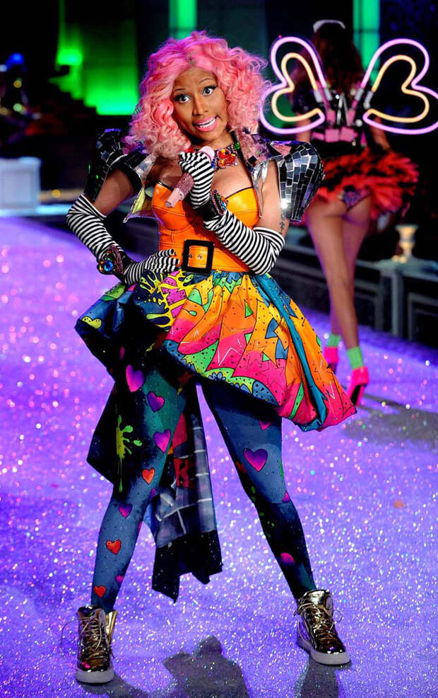 Показ Victoria's Secret 2011