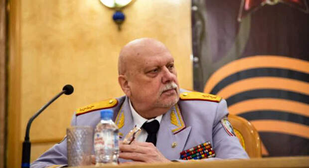 Генерал ФСБ Михайлов кратко и правдиво о чиновниках и элите