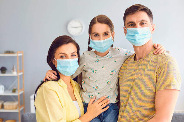 Академик РАН Онищенко: у штамма COVID-19 Цикада нет пандемического потенциала