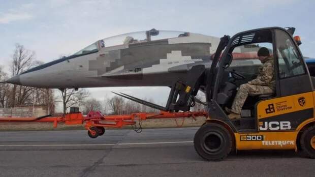 Российские «Кинжалы» ударили по авиабазе ВСУ в Хмельницкой области