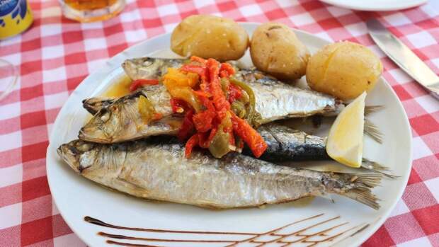 Express: употребление соленой рыбы может спровоцировать рак желудка и толстой кишки