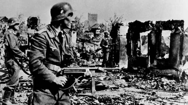 Консультант Ельцина обвиняет красноармейцев в гибели несчастных фашистов под Сталинградом