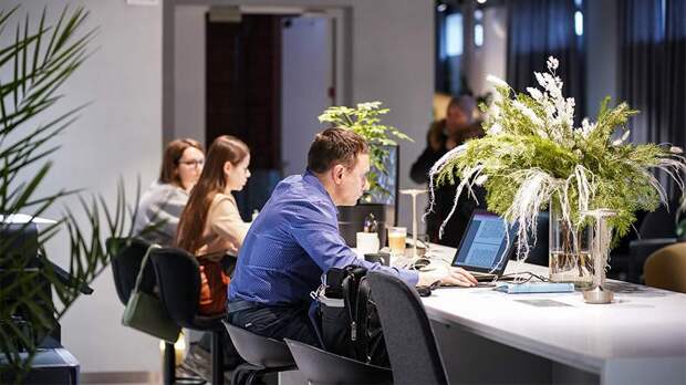 В Госдуме напомнили россиянам о шестидневной рабочей неделе в конце октября