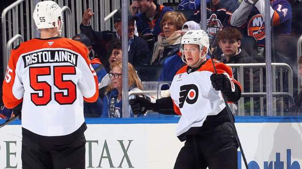 Гол Мичкова помог «Филадельфии» обыграть «Каролину», лишив «Вашингтон» шансов на плей-офф