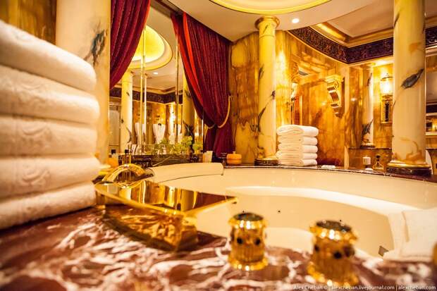 BurjAlArab38 Золото для шейхов и олигархов: самый дорогой номер в семизвездочном отеле Burj Al Arab
