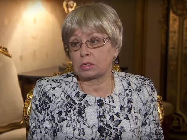 Вдова Карлова вступилась за брянских чиновников, отправивших детей в Турцию Вдова Карлова вступилась за брянских чиновников, отправивших детей в Турцию