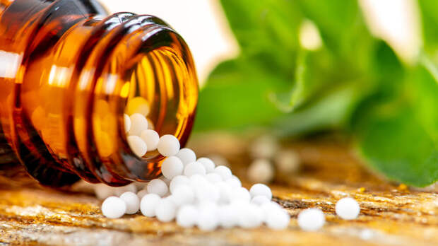 Новый глава комиссии РАН по борьбе с лженаукой осудил своего зама за поддержку гомеопатии