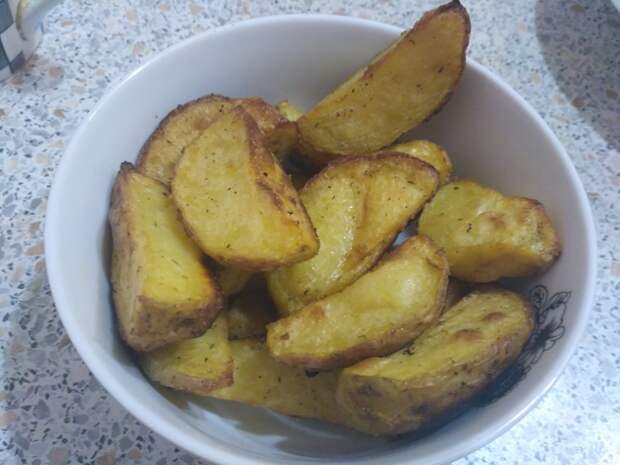 Картошка по-деревенски. Картошка по деревенски, блюдо, вкусно, рецепт, длиннопост