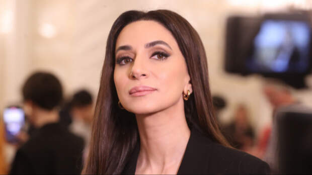 «Слава богу, они не творческие»: Зара рассказала про отношения с сыновьями