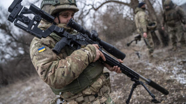 Беженка рассказала, что иностранные наёмники ВСУ жили в здании школы в ДНР