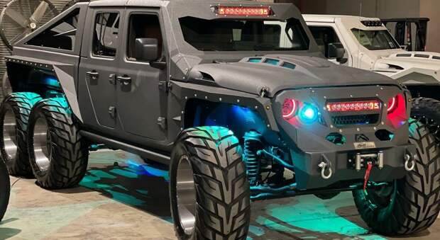 Jeep Apocolypse Hellfire 6x6 с двигателем V8