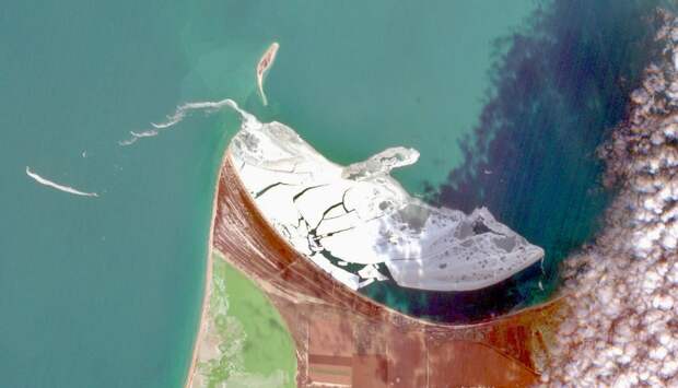 У берегов Крыма появился «айсберг» длиной 7 км