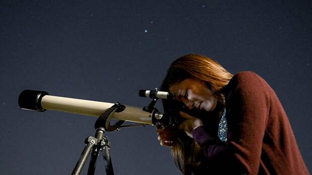 Астрономы рассказали о возможном обнаружении первых звезд Вселенной