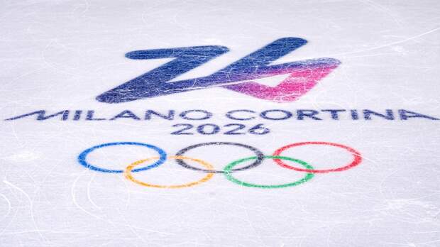 Болельщики сборной Дании вывесили флаг Гренландии на матче с США на Олимпиаде