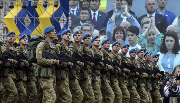 В украинской армии заменят традиционное приветствие бандеровским лозунгом Украина, Лозунг, Бандера, Воинское приветствие, Националисты, Украинская армия