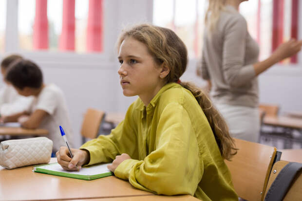 Врач Суворинова: поздний отход ко сну вреден для школьников