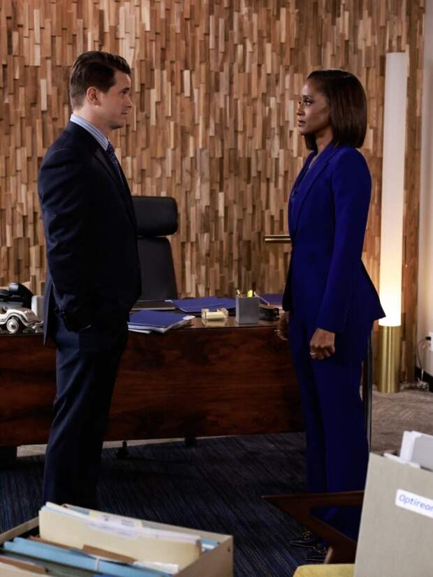 Jason Ritter as âJulian Markstonâ and Skye P. Marshall as âOlympia Lawrenceâ